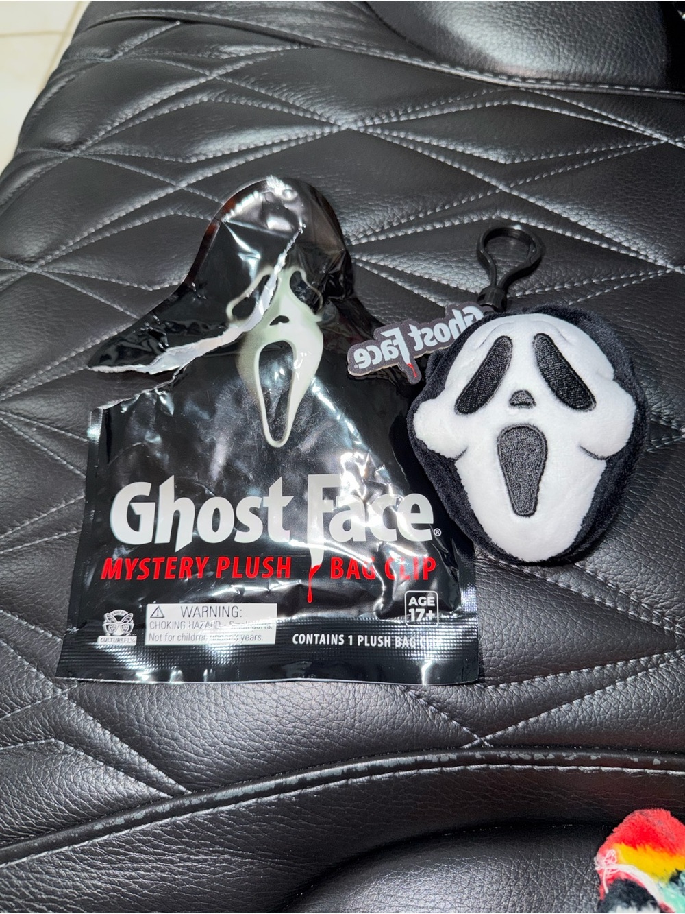 Ghostface Mystery Plush Bag Clip - Black & White Kids Costume Accessory